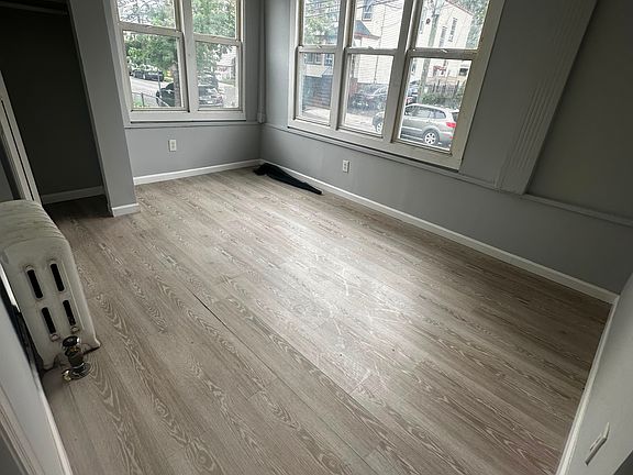 5th image of 100 Smith St #G1