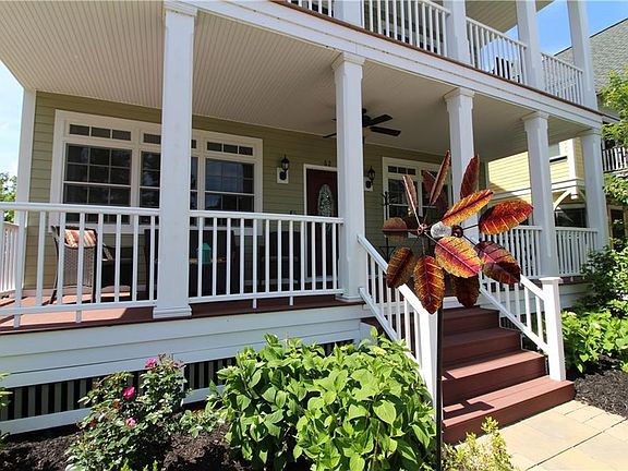 3rd image of 62 Crescent Ave #2