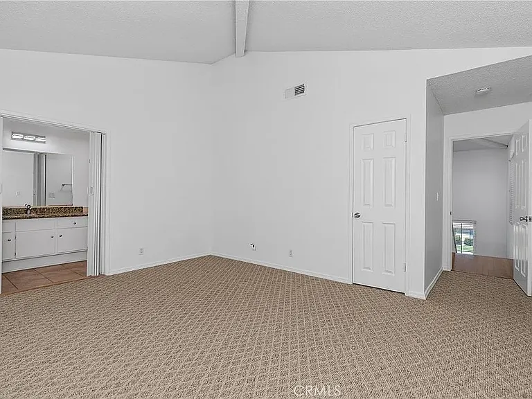 3876 Howard Ave #7 — Photo 24