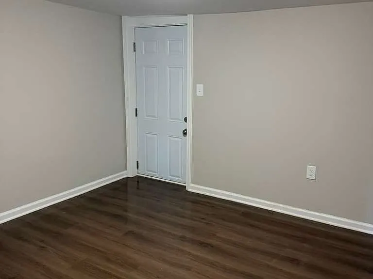 6111 Johnson Rd #MAIN — Photo 3