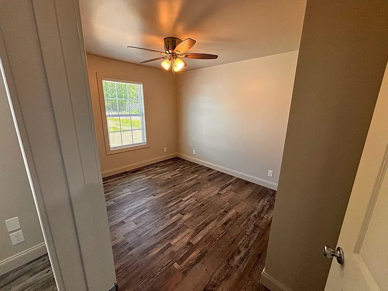 1212 Helton St — Photo 22
