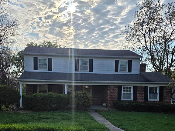 3rd image of 5406 Oakbrook Dr