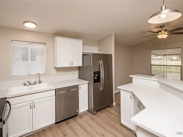 2572 Via Arroyo, Bullhead City, AZ 86442