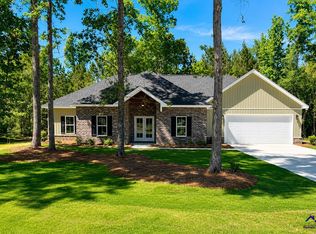175 Wood Oak Cir, Cochran, GA 31014