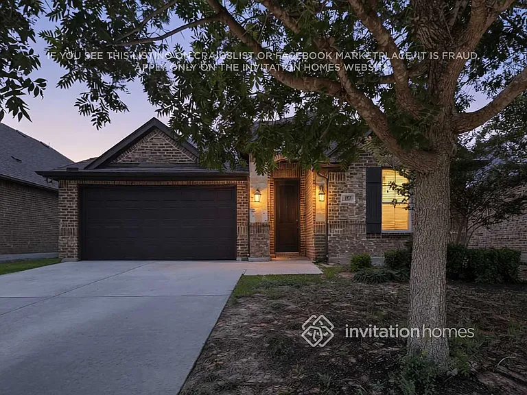 237 Dakota Dr — Photo 3