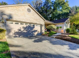 8507 High Lark Ln, Knoxville, TN 37923