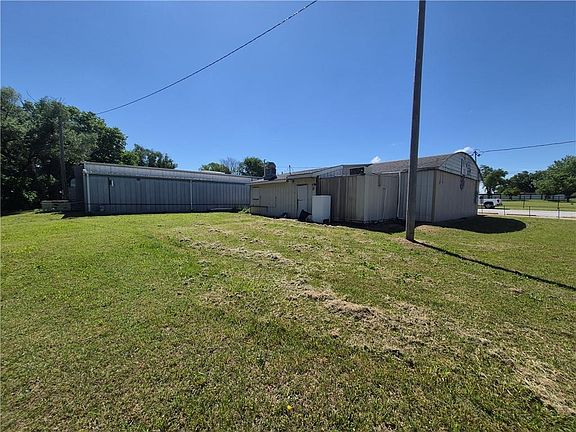 5th image of 10283 Harper Rd