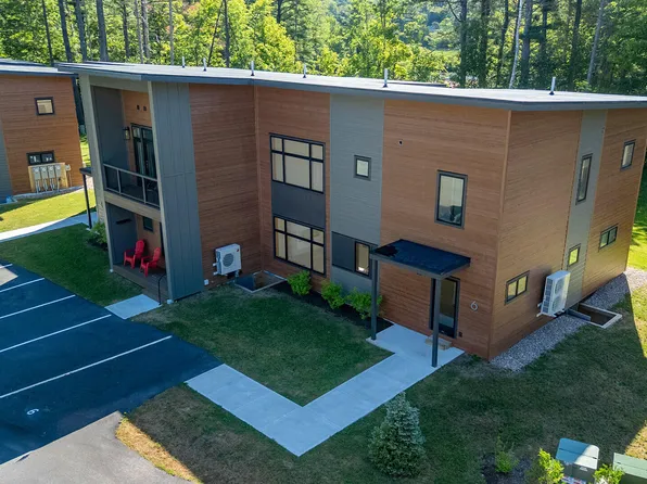 28 Bowman Ln Unit 6, Wilmington, NY 12997