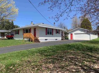 811 Lakeside Ave, Lanse, MI 49946