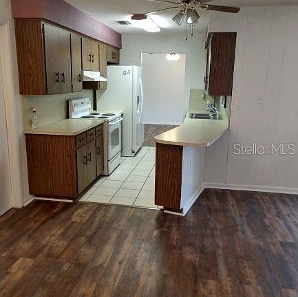5th image of 1329 Magdalene Ct W