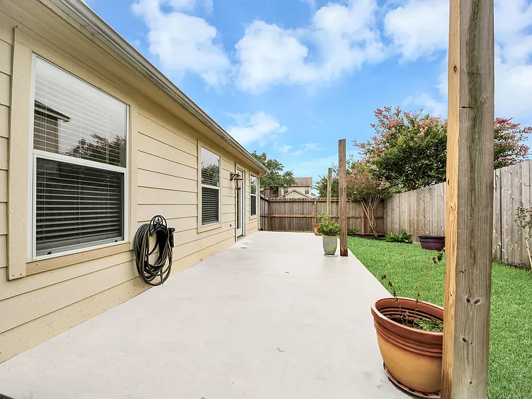 3815 Pebble Garden Ln — Photo 42