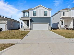 1275 NW Williamsburg Ln, Waukee, IA 50263