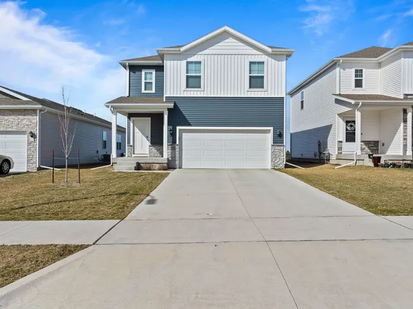1275 NW Williamsburg Ln, Waukee, IA 50263