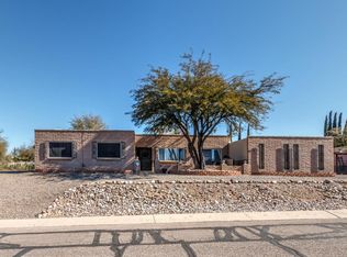 157 S Charleston Ave, Vail, AZ 85641