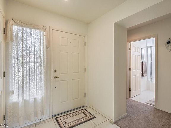 5th image of 2640 Highvale Dr
