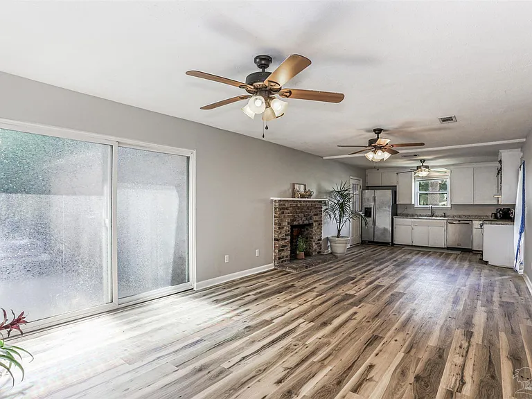 6222 Maybelle Dr — Photo 11