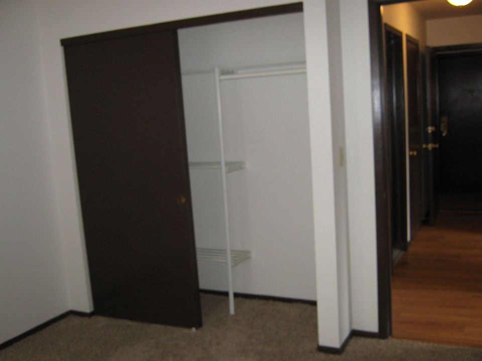 2nd image of 2595 N Cramer St APT 201
