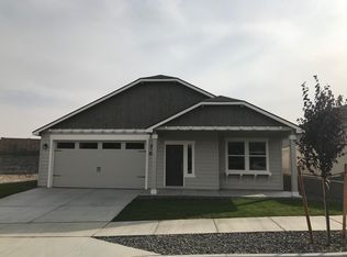 5033 W 28th Ave, Kennewick, WA