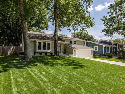 9127 Constance St, Lenexa, KS, 66215