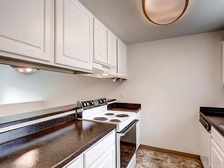 A Standard Kitchen at The Courtyard at South Station