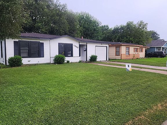 2nd image of 1005 E Polk Ave