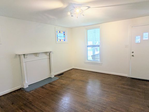 4th image of 911 Highland Ave