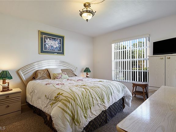 3rd image of 1100 Pondella Rd APT 801