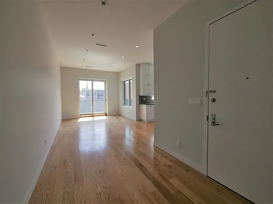 Rented by Noble Property LLC | media 17