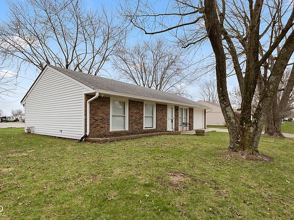 2nd image of 159 Village Rd