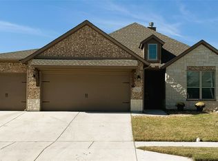 7621 Rothbury Dr, Fort Worth, TX 76179