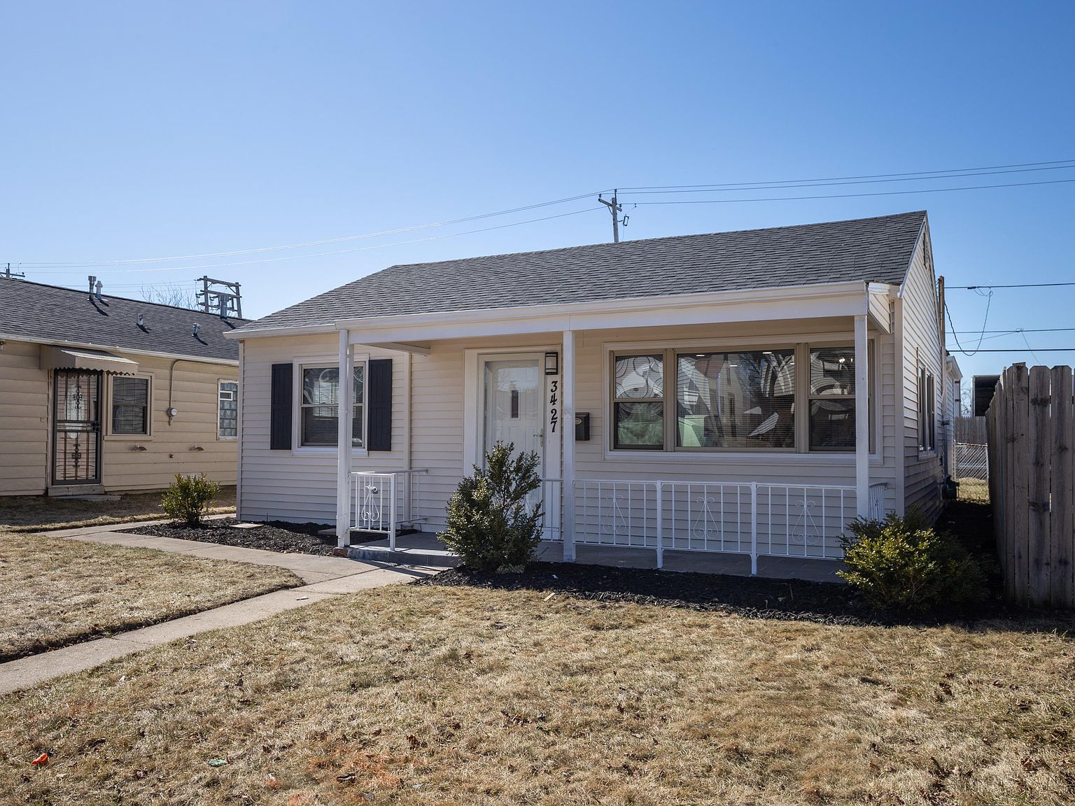 3427 S 20th St, Milwaukee, WI 53215 | Zillow