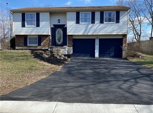 121 Marrett Farm Rd, Englewood, OH