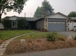 2201 W La Loma Dr, Rancho Cordova, CA