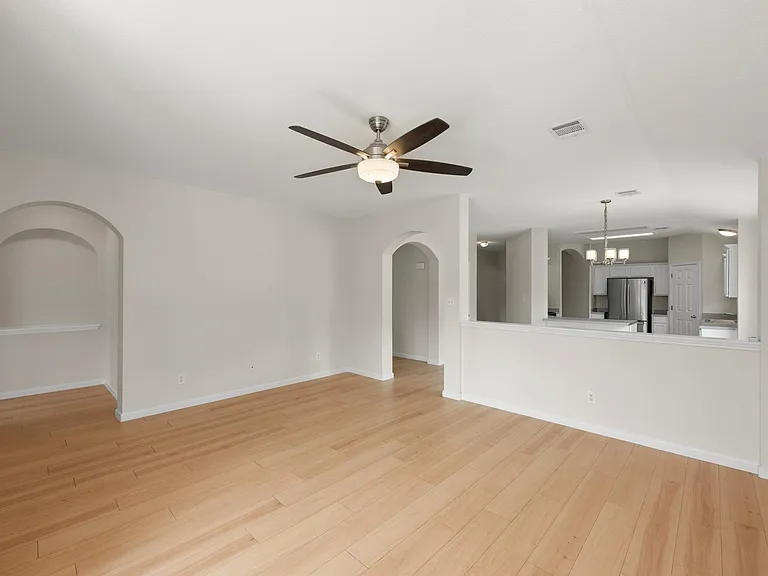 17249 Sandwick Dr — Photo 6