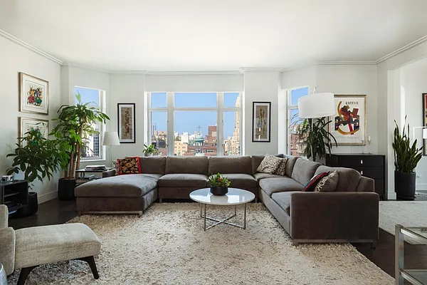 Rented by Brown Harris Stevens | media 20