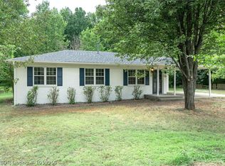 3127 Twin Oaks Rd, Van Buren, AR 72956