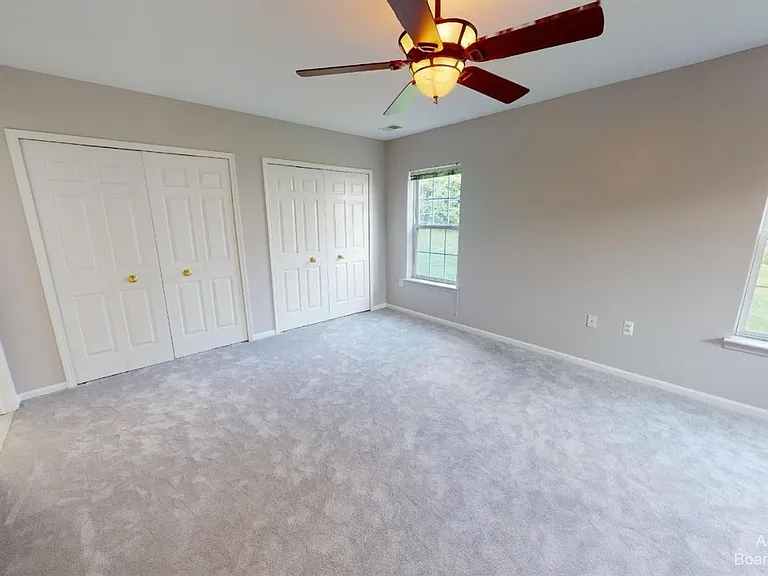 2666 S Knightsbridge Cir — Photo 12