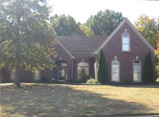 315 Countryside Dr, Oakland, TN 38060