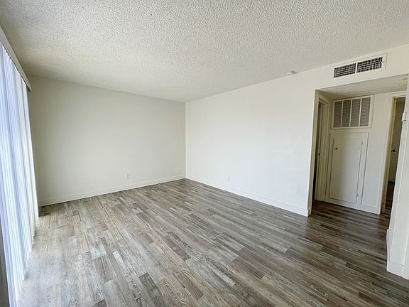 3rd image of 3390 Cambridge St #4