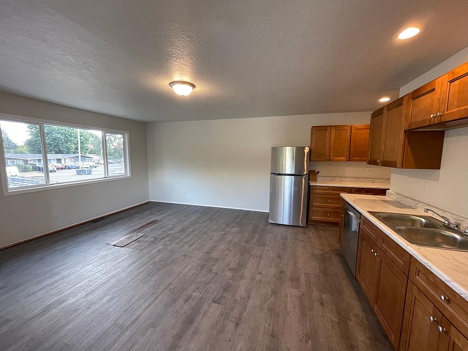 1st image of 1835 NE Hillaire Ct #A