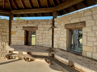 19900 Moon Dance Ln, Spicewood, TX 78669