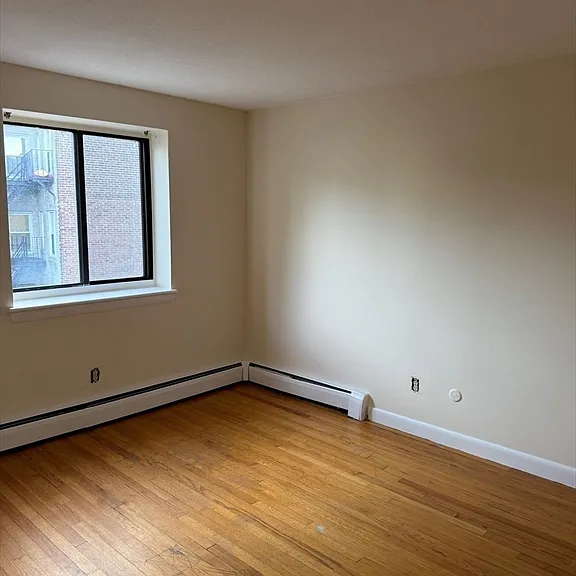 39 Linden St #32 — Photo 12