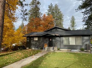 10119 N Whitworth Dr, Spokane, WA 99218