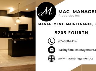 5205 4th Ave #2, Niagara Falls, ON L2E4P9