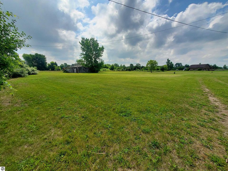 4404 E Blanchard Rd, Shepherd, MI 48883 Zillow