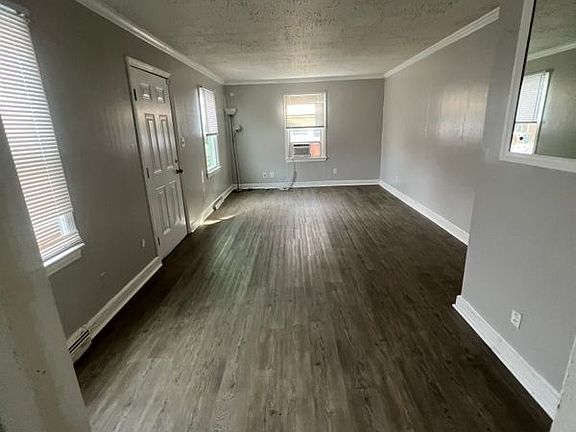 3rd image of 1002 S English St