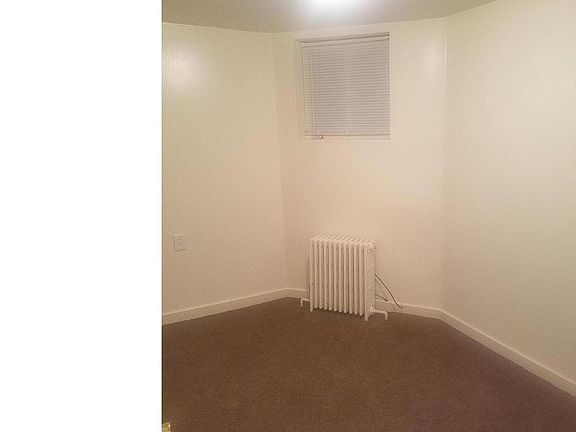 3rd image of 5412 Arlington St Floor 1