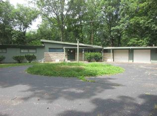 607 N Allen St, Robinson, IL 62454