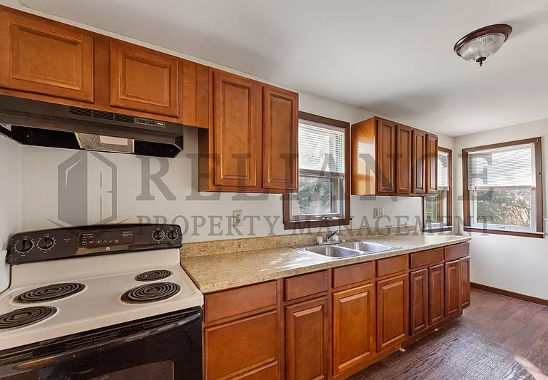 308 N Reno St — Photo 10
