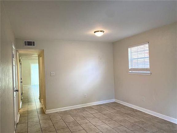 2nd image of 806 Cleary Ave